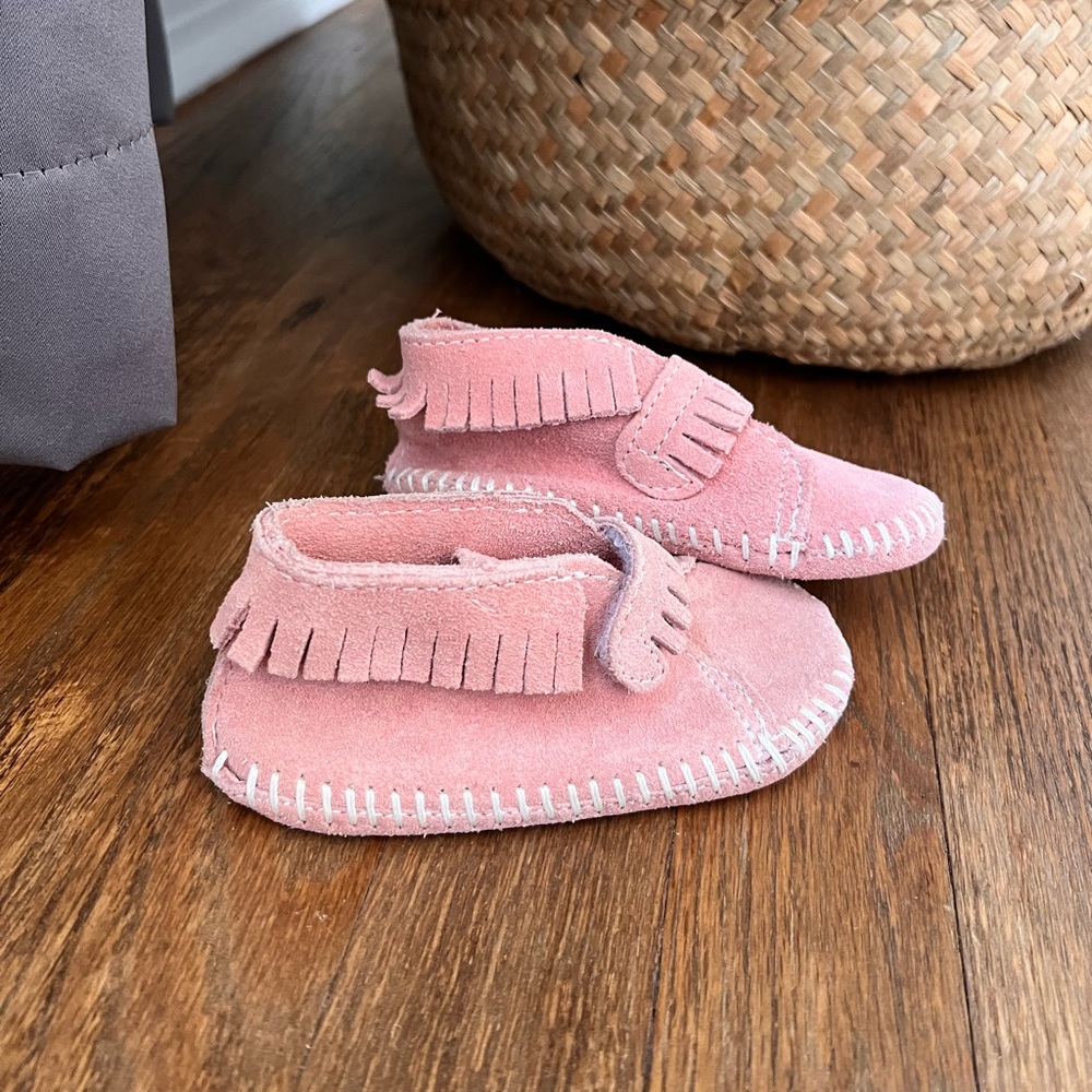 Baby soft sole pink suede Minnetonka moccasins